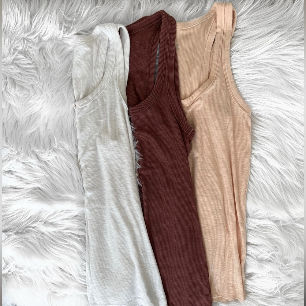 Aerie Ribbed Henly Tank bundle